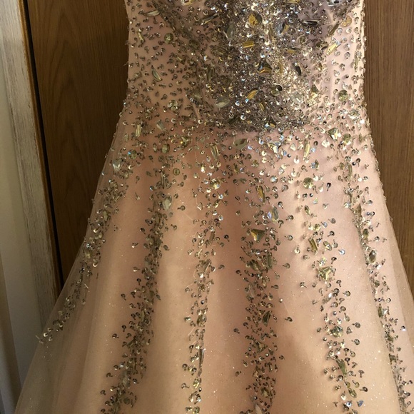 Prom dress! - Picture 6 of 7